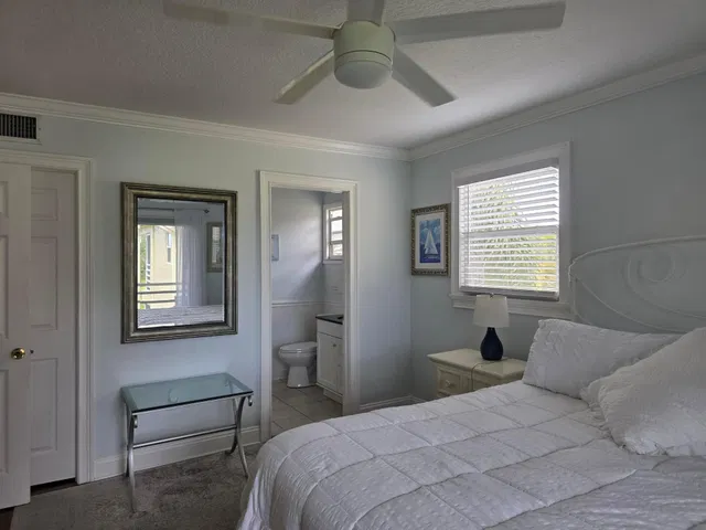Jupiter Harbour Unit 211 photo 15