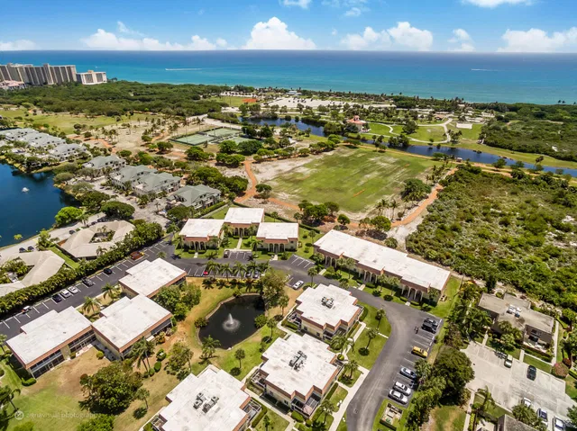 Jupiter Harbour Unit 211 photo 30