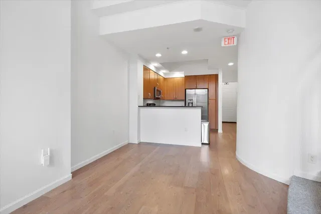 One City Plaza Unit 105 photo 11