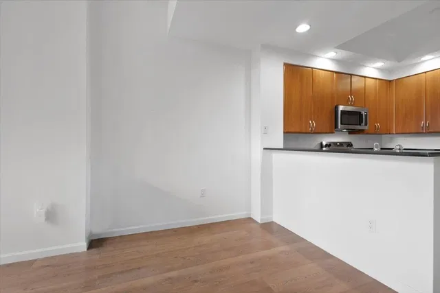 One City Plaza Unit 105 photo 18