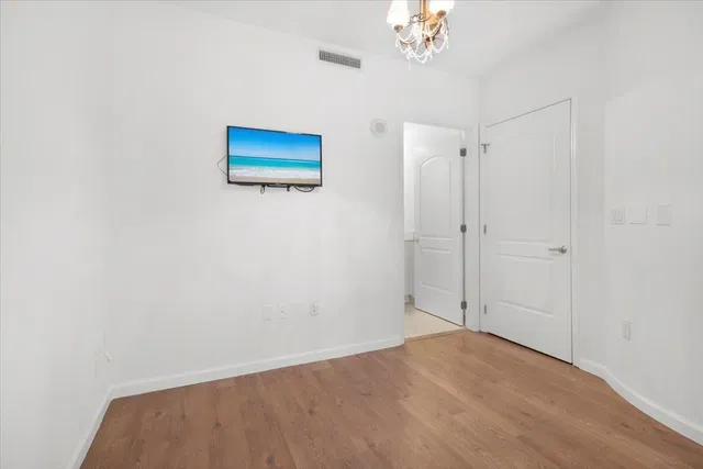 One City Plaza Unit 105 photo 23