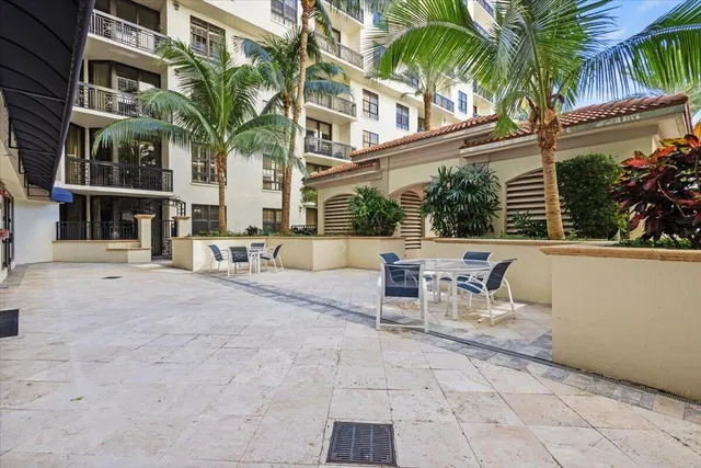 One City Plaza Unit 105 photo 48