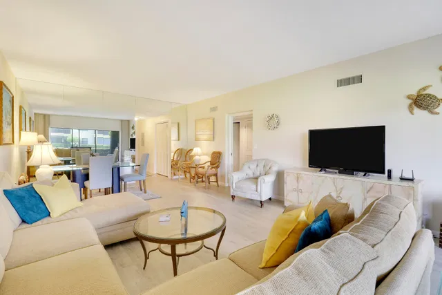  Residence photo 9