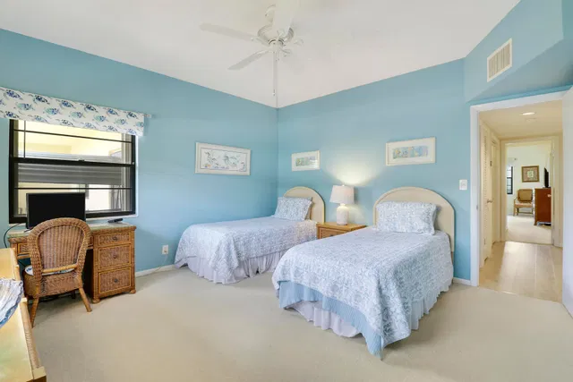  Residence photo 18