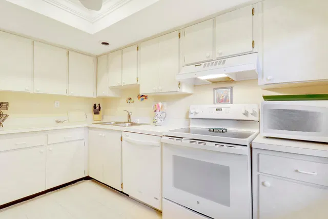  Residence photo 20