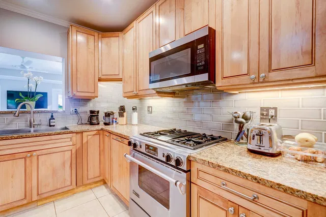 Old Northwood Residence photo 20