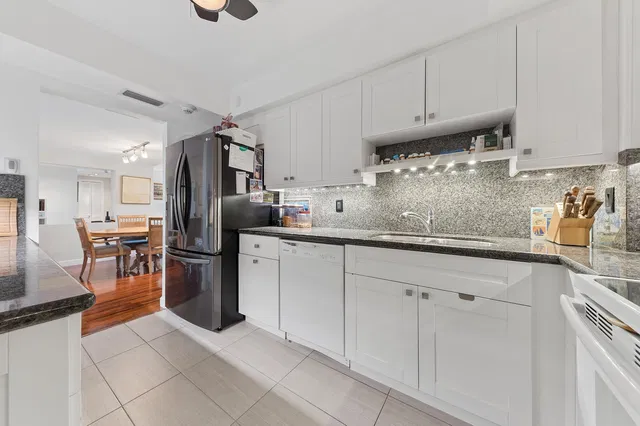 Downtown Delray Beach Unit 3d photo 7