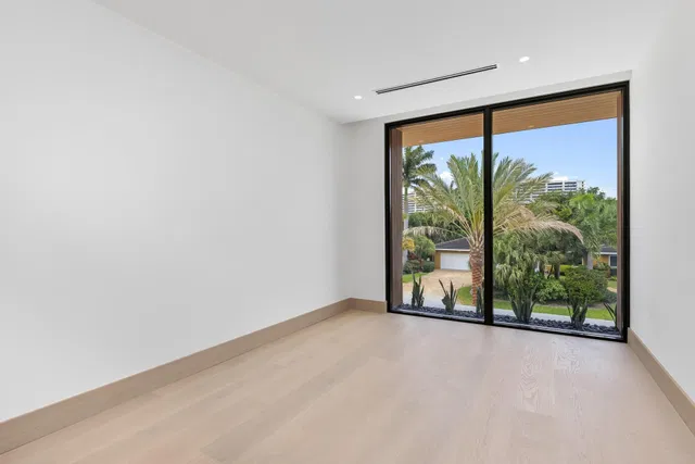 Spanish River Land Residence photo 92