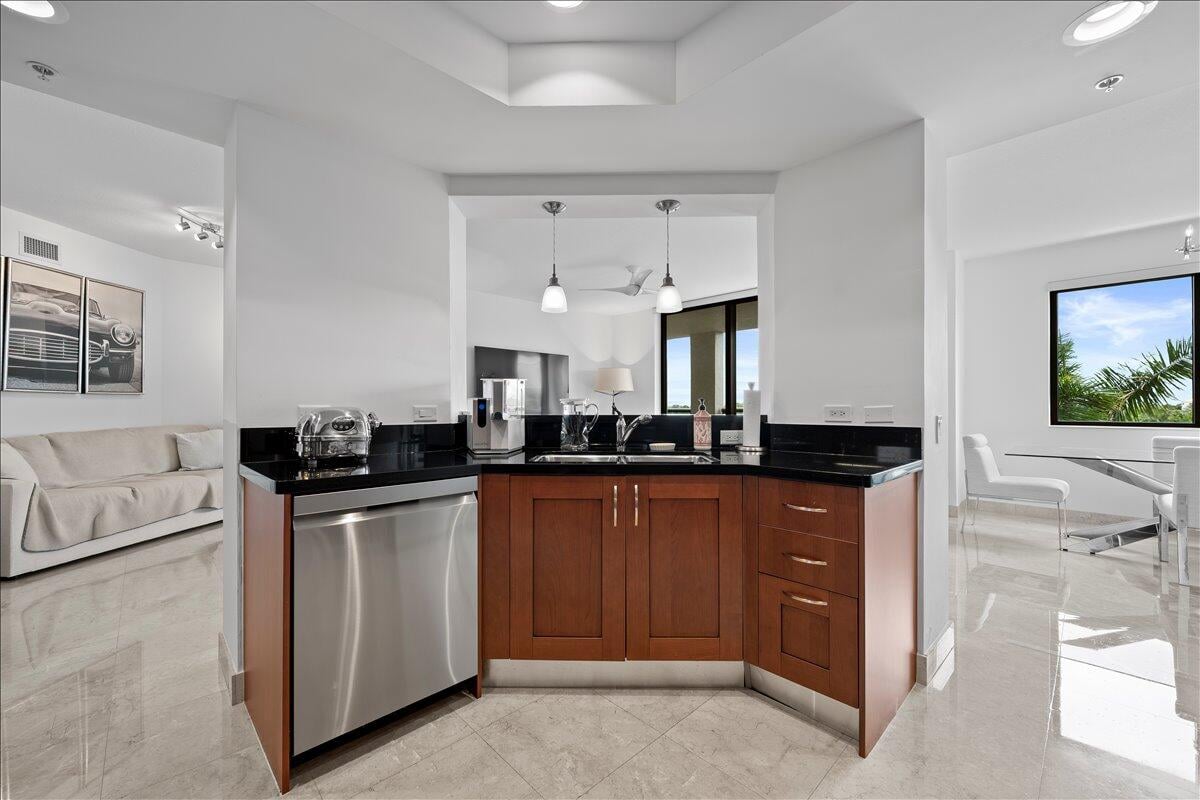 The Landmark Palm Beach Gardens Unit 402a photo 17