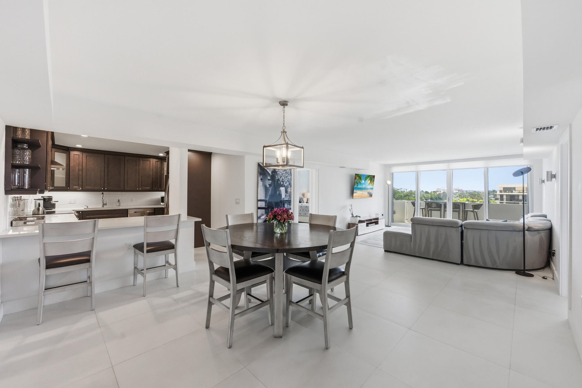  Unit 5140 photo 5