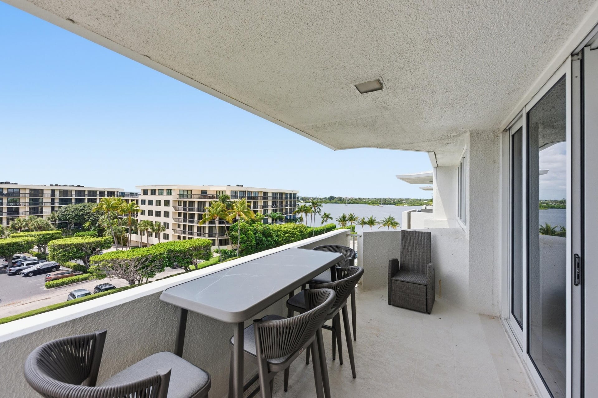  Unit 5140 photo 9
