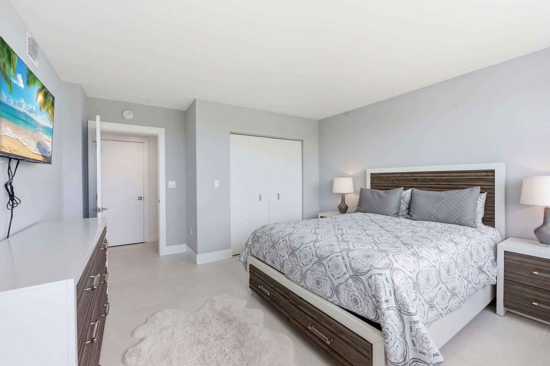  Unit 5140 photo 45