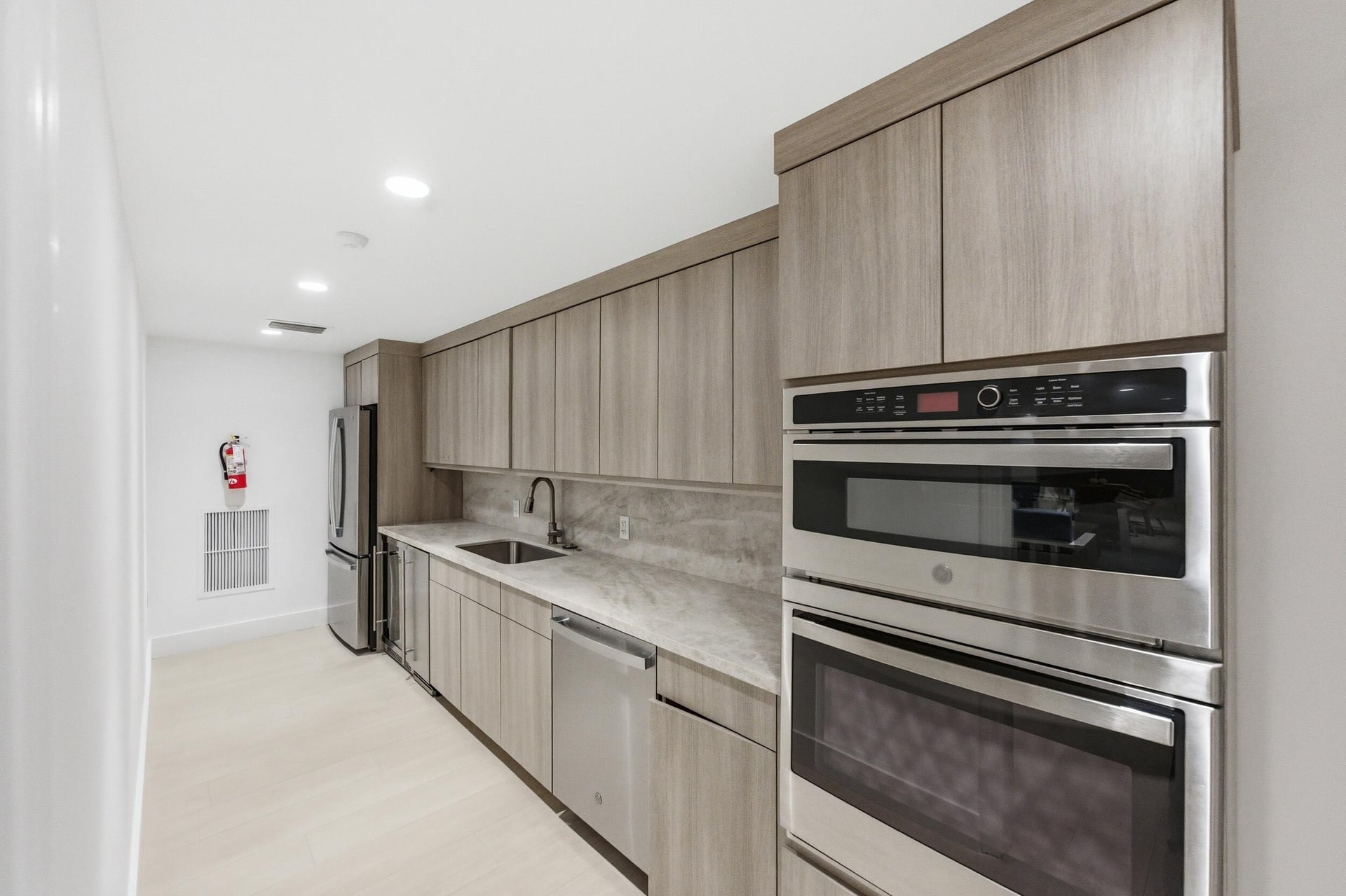  Unit 5140 photo 48
