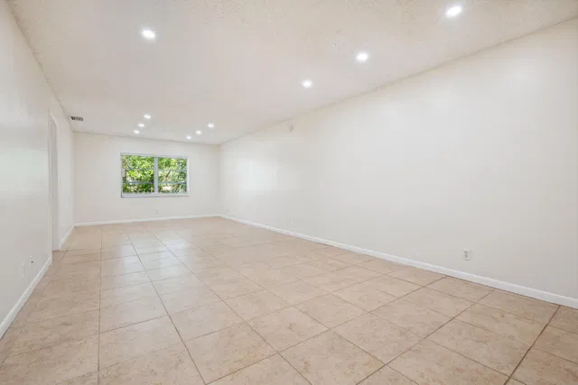 Village of North Palm Beach Unit 6 photo 5
