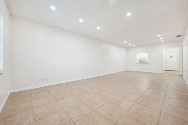 Village of North Palm Beach Unit 6 photo 8
