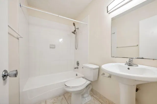 Village of North Palm Beach Unit 6 photo 19