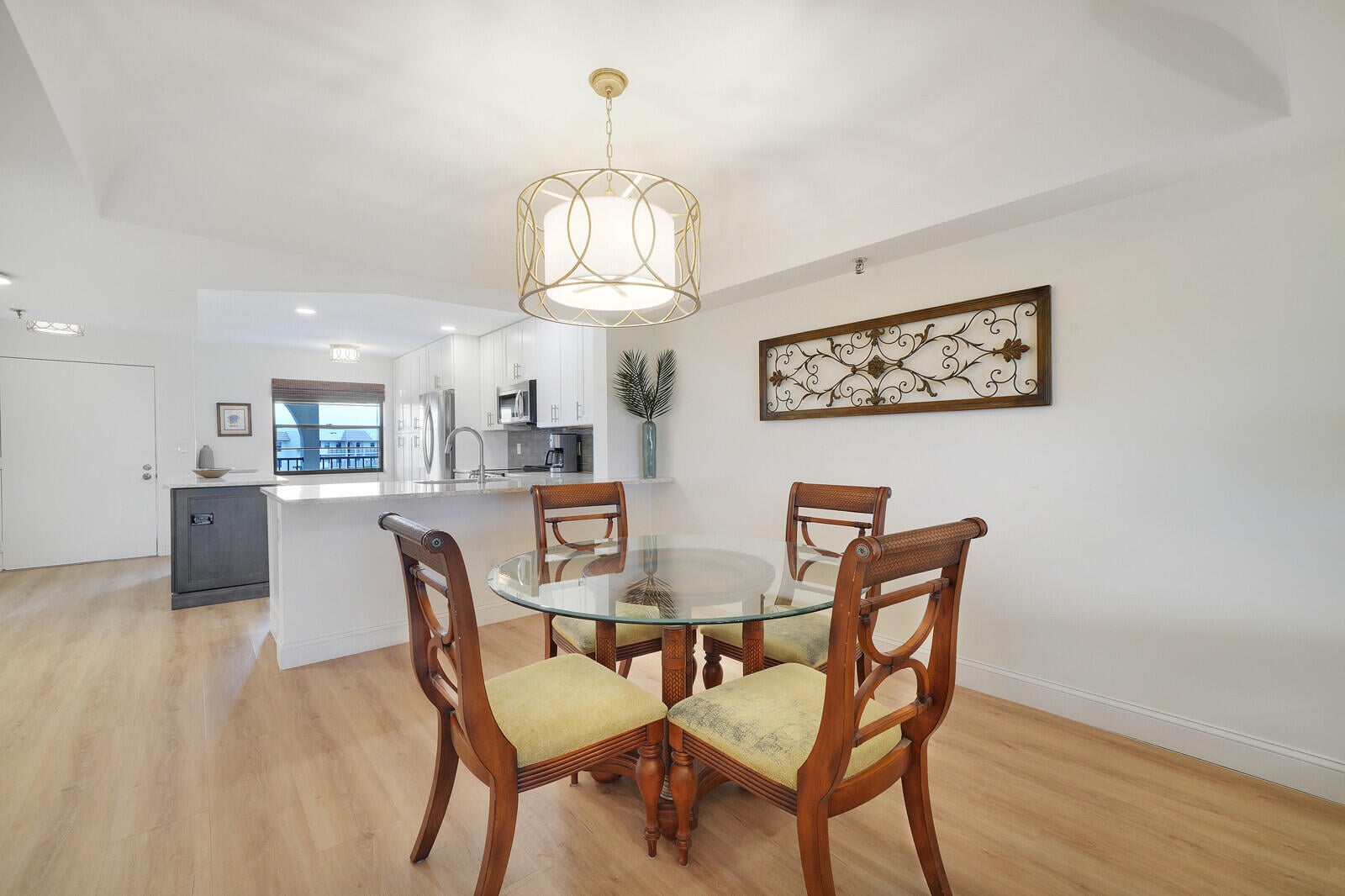 Unit 3503 photo 11