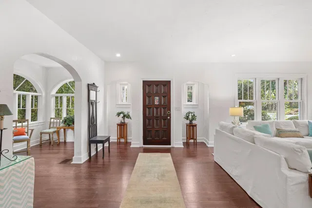 Old Northwood Residence photo 8