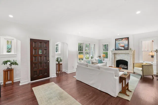 Old Northwood Residence photo 9