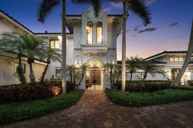 Woodfield Country Club Residence photo 4
