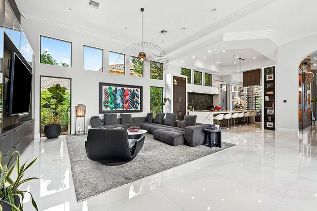 Woodfield Country Club Residence photo 21