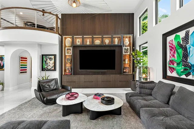 Woodfield Country Club Residence photo 27