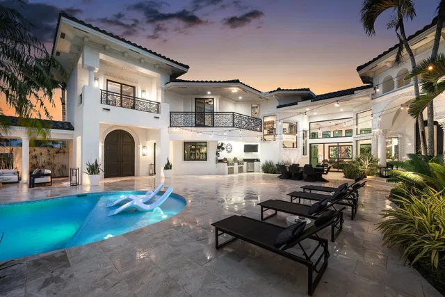 Woodfield Country Club Residence photo 98