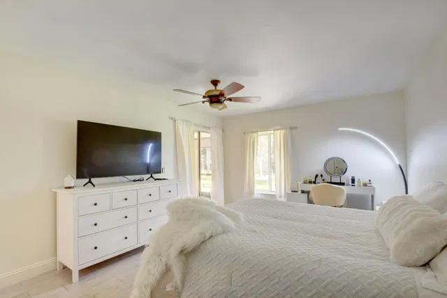  Unit 124 photo 15