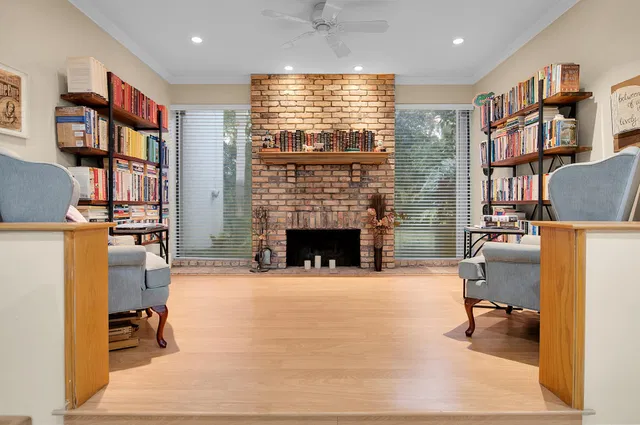 Residence photo 5