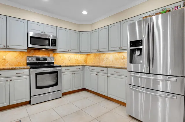 Residence photo 27