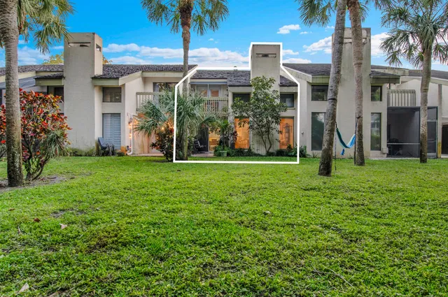 Residence photo 48