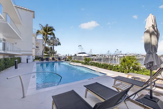 Singer Island Unit 5-301 photo 23