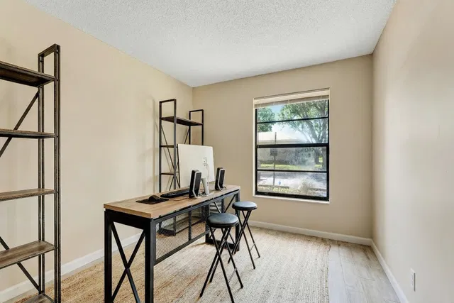 Unit 109 photo 15