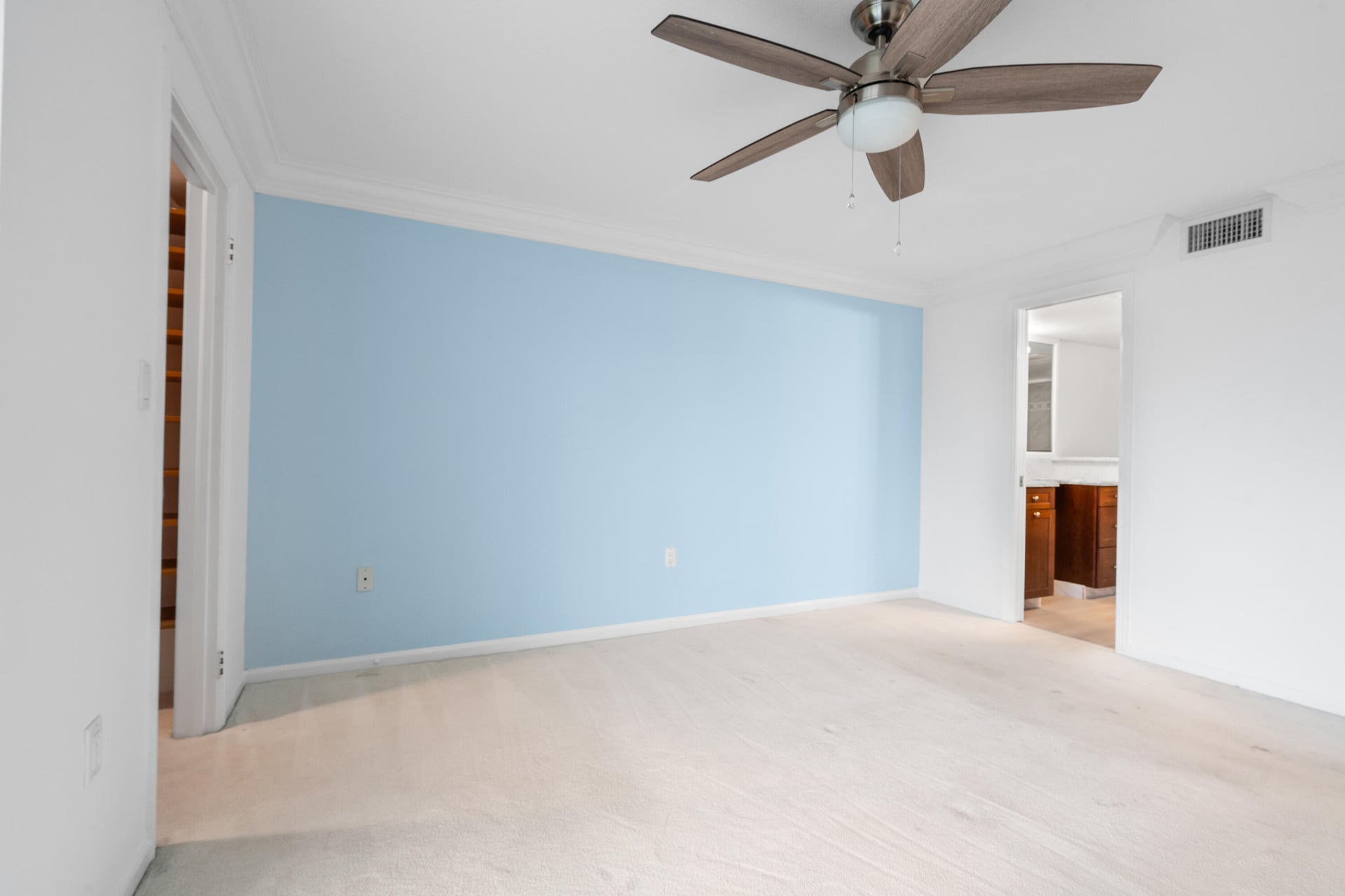  Unit 205 photo 20