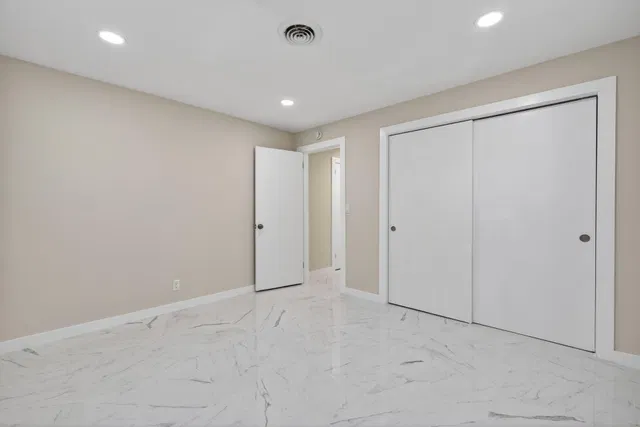 Residence photo 32