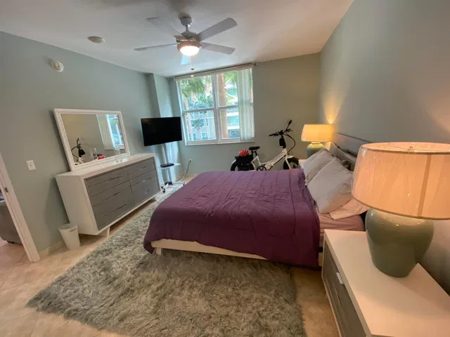 Boynton Beach Club Unit 203 photo 5