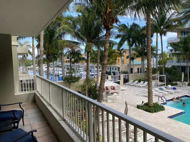 Boynton Beach Club Unit 203 photo 23
