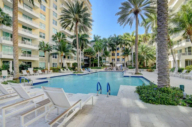 Boynton Beach Club Unit 203 photo 24