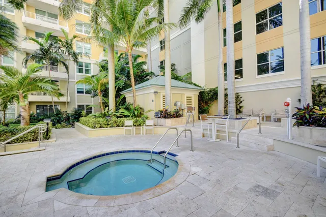 Boynton Beach Club Unit 203 photo 29