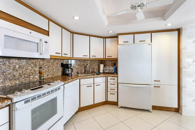 Singer Island Unit 21c photo 10