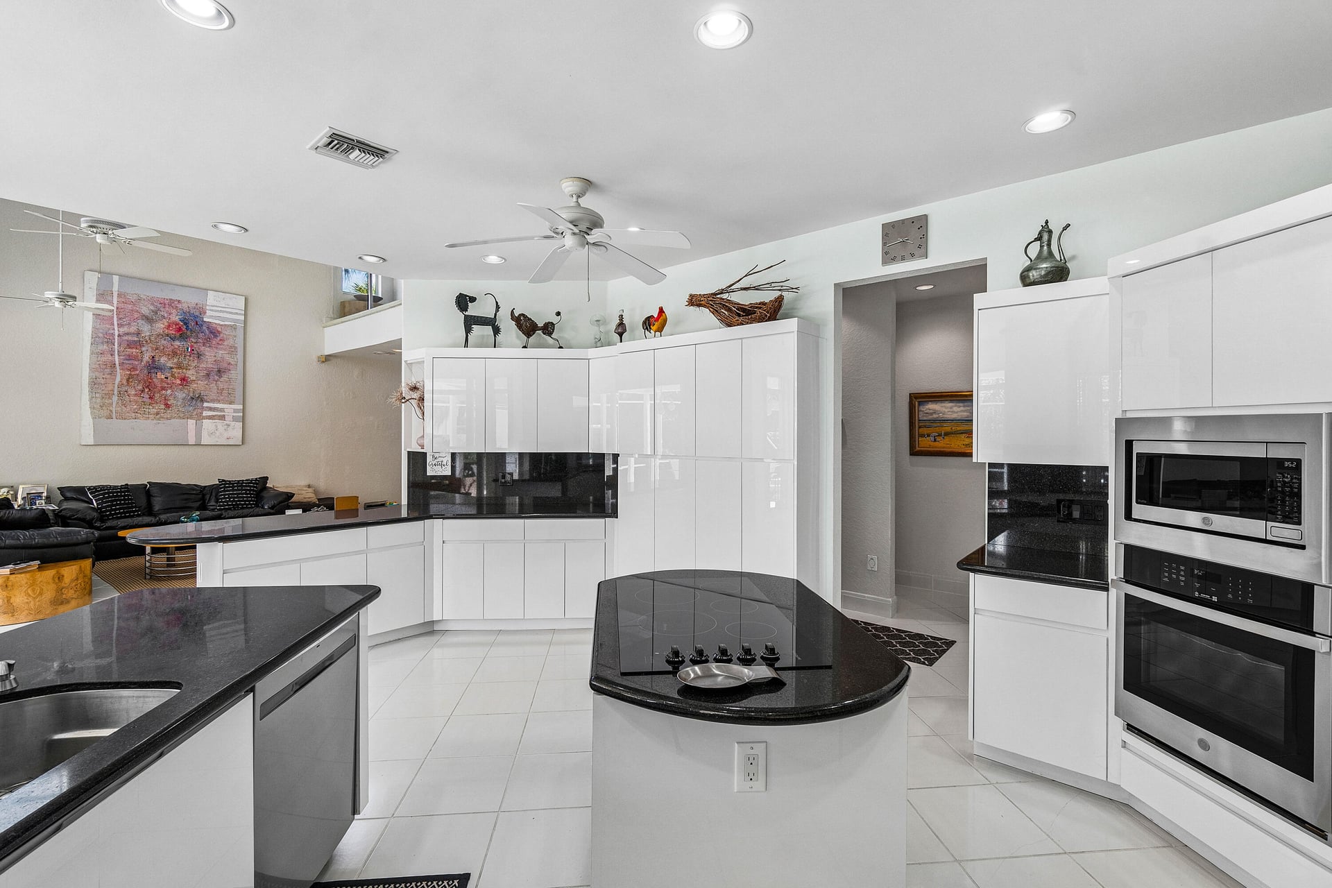 Residence photo 18