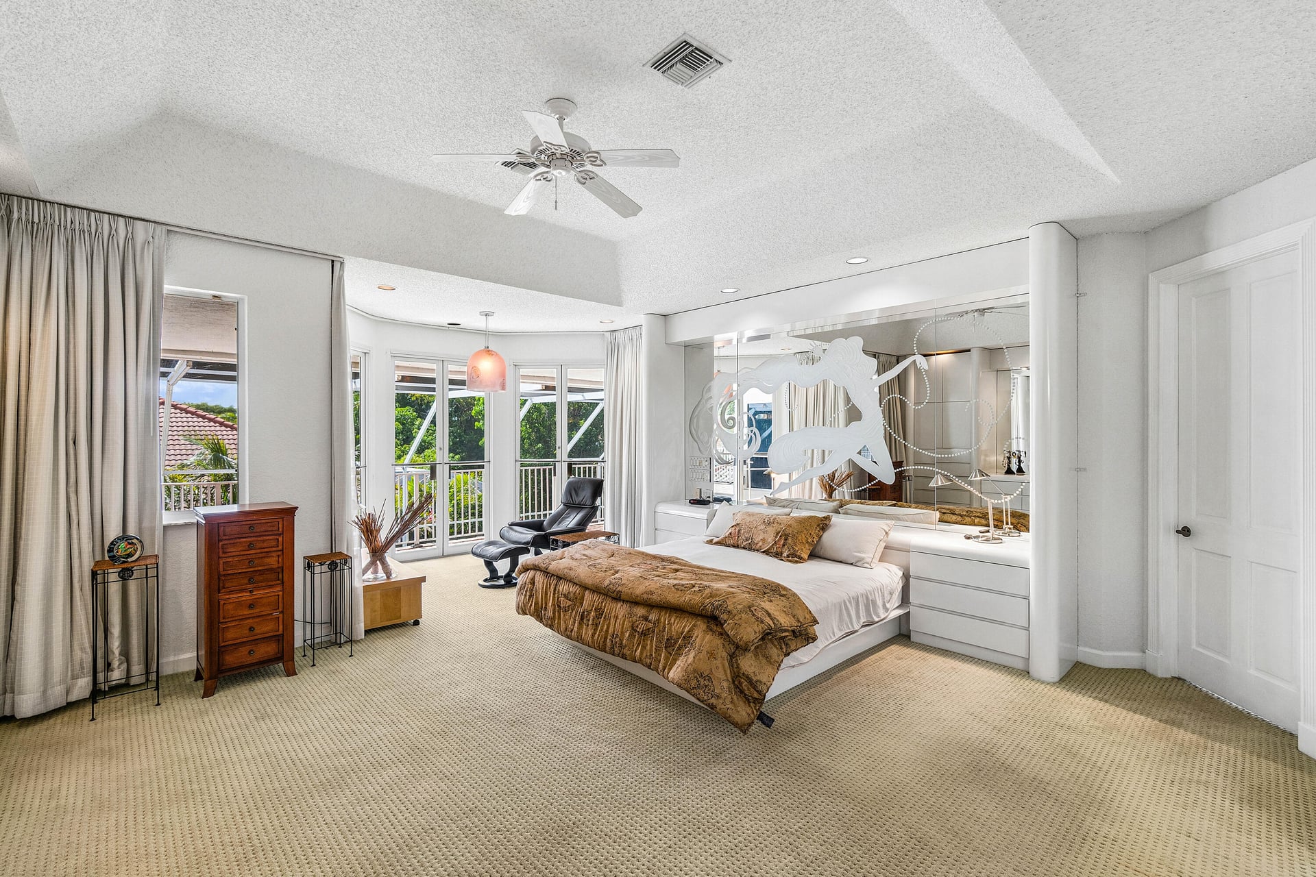 Residence photo 41