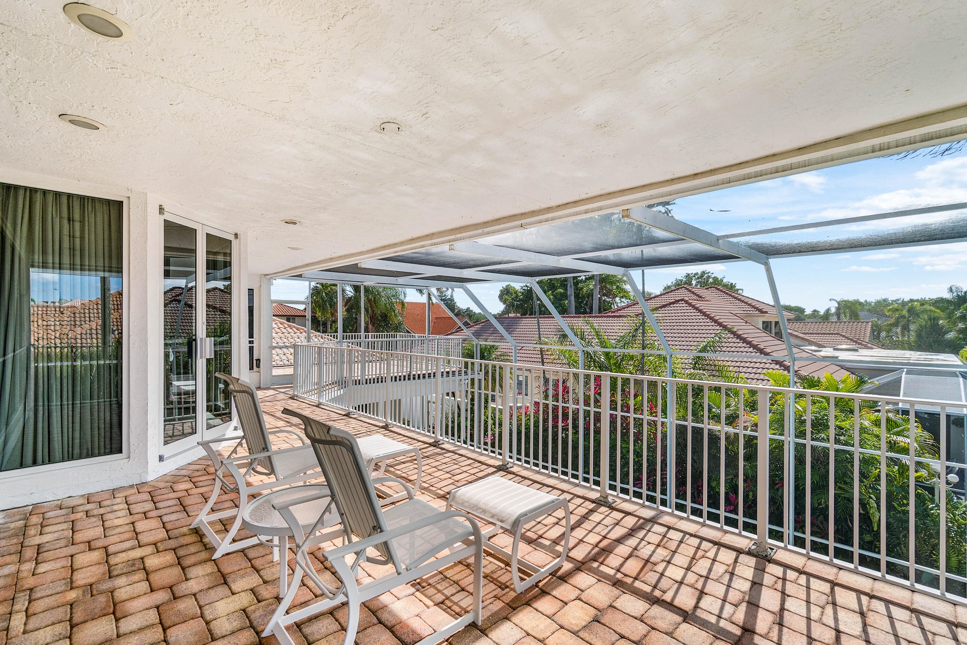 Residence photo 51