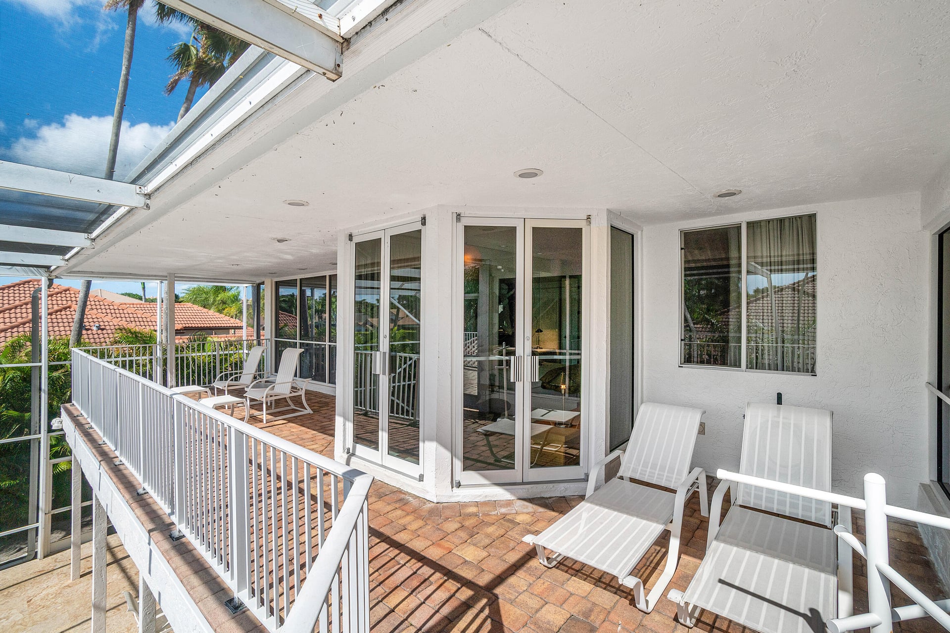 Residence photo 54