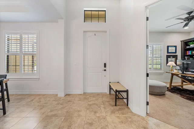 Residence photo 5