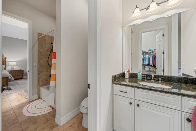 Residence photo 35
