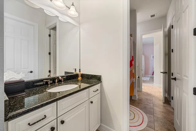 Residence photo 36