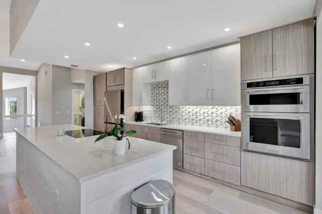 Admirals Cove Residence photo 8