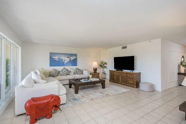 Sea Ranch Club of Boca Unit A206 photo 8