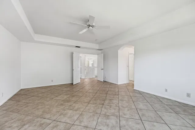 Residence photo 18